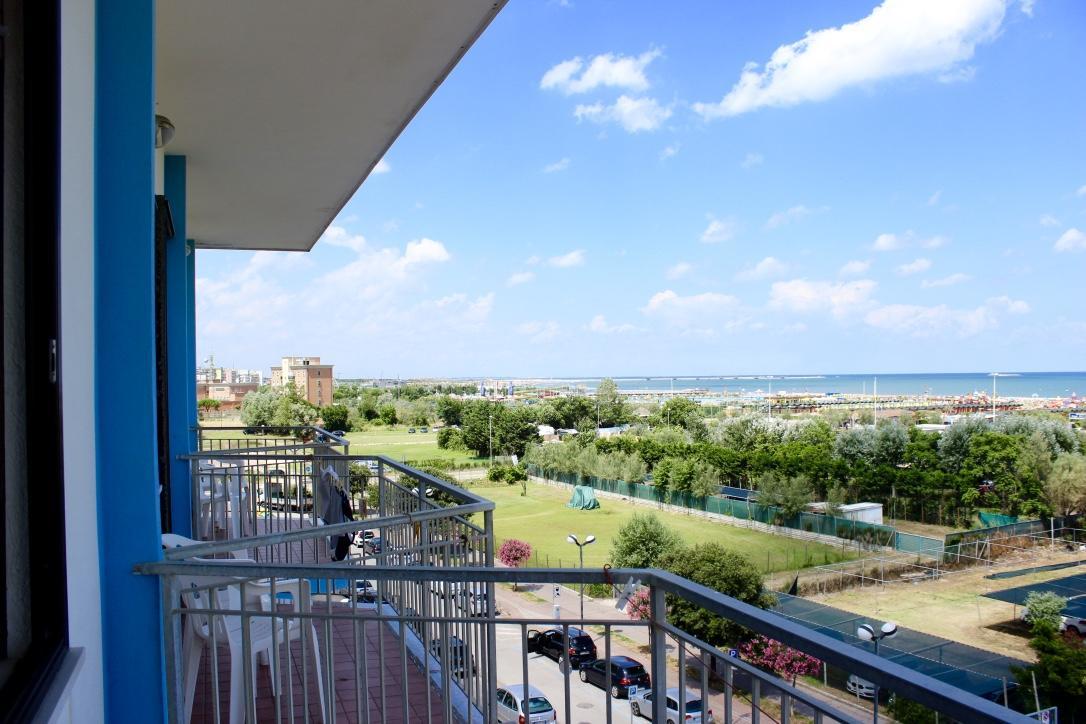 Hotel Caravel Sottomarina Bagian luar foto