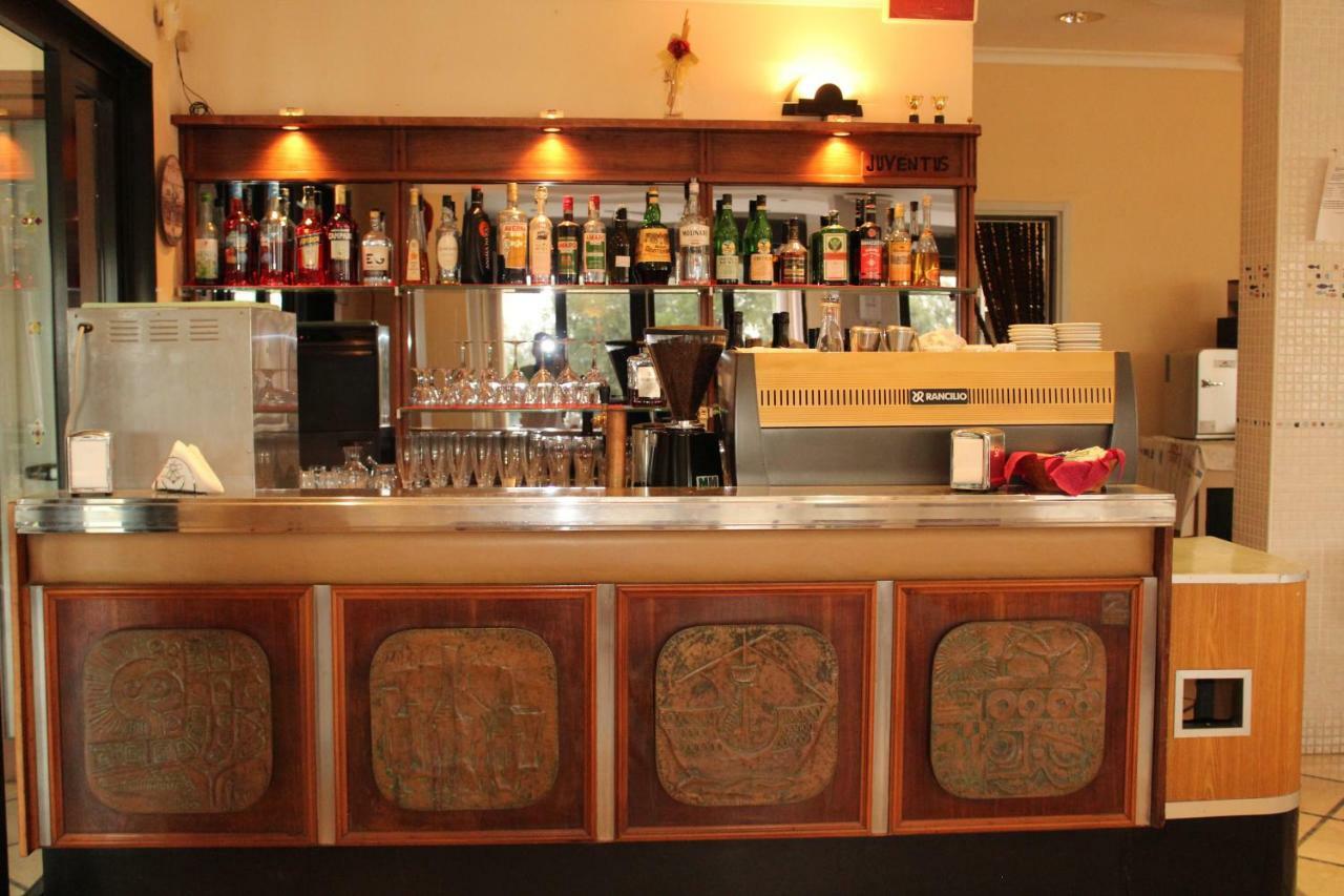 Hotel Caravel Sottomarina Bagian luar foto